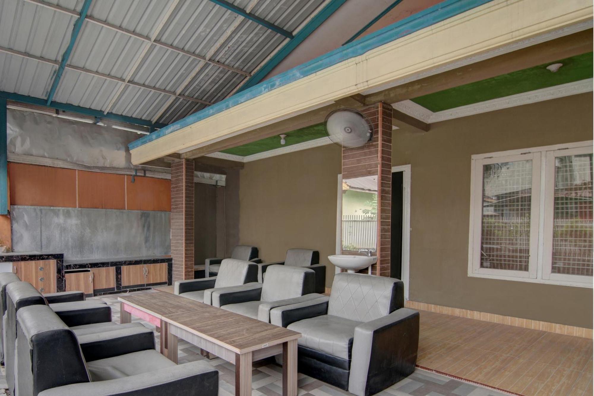 Hotel Oyo 92833 Syariah 2*