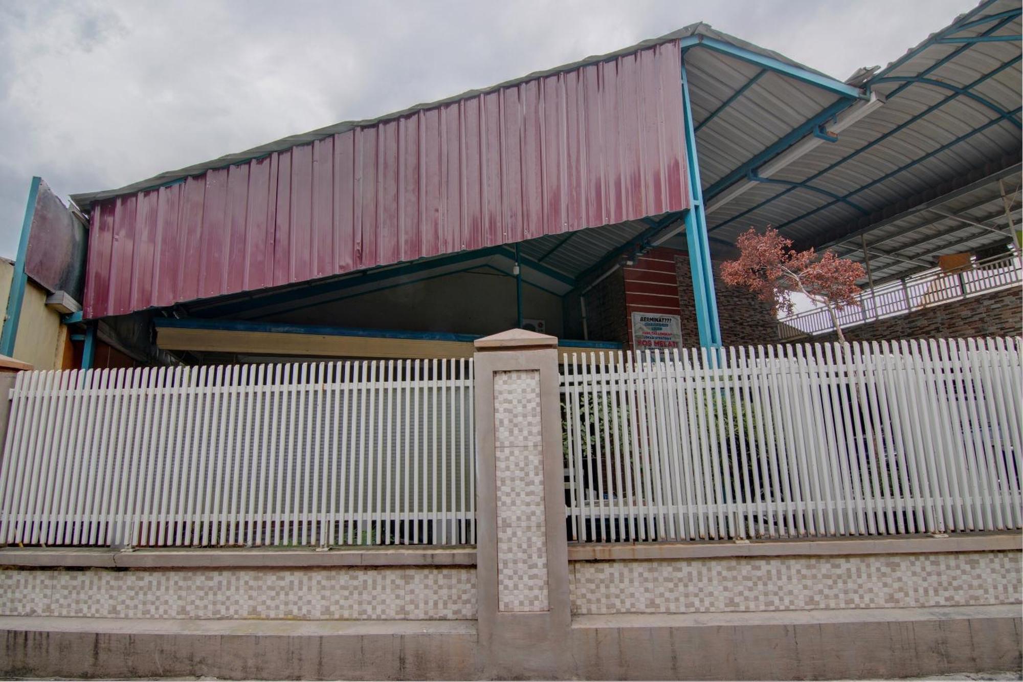 Oyo 92833 Syariah Hotel Pekanbaru